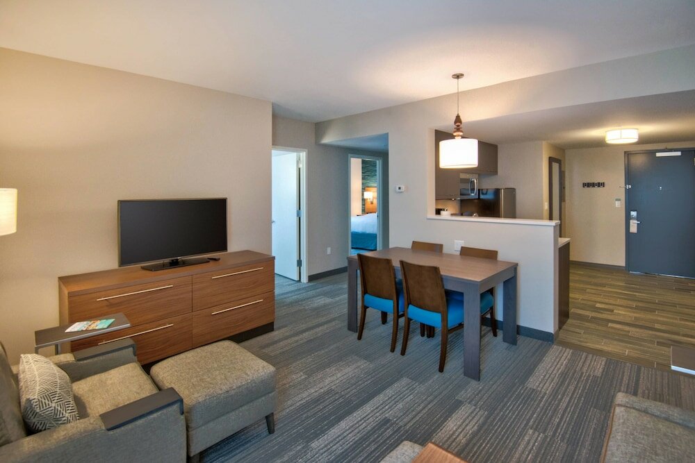 Фото TownePlace Suites by Marriott Miami Airport