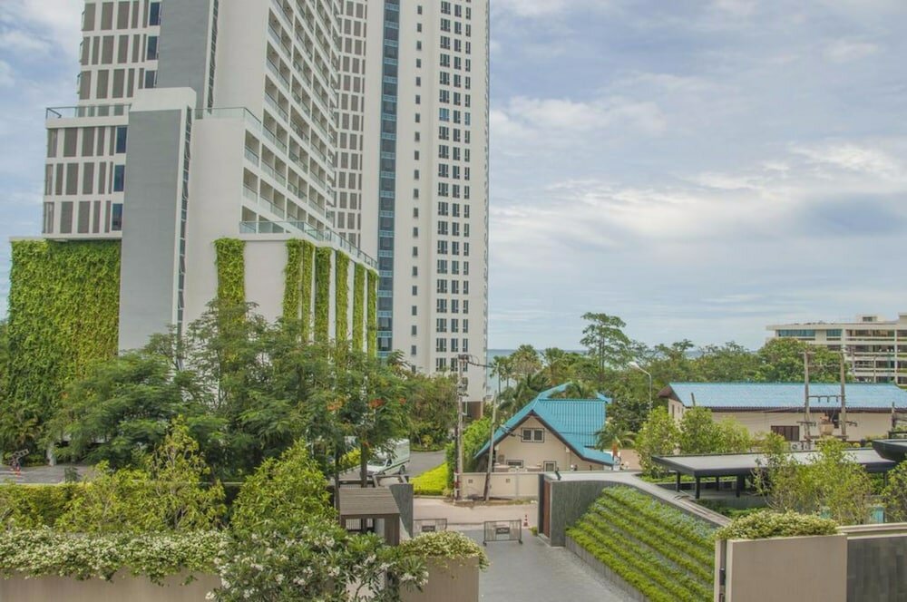 Фото Beachfront Sea View Baan Plai Haad