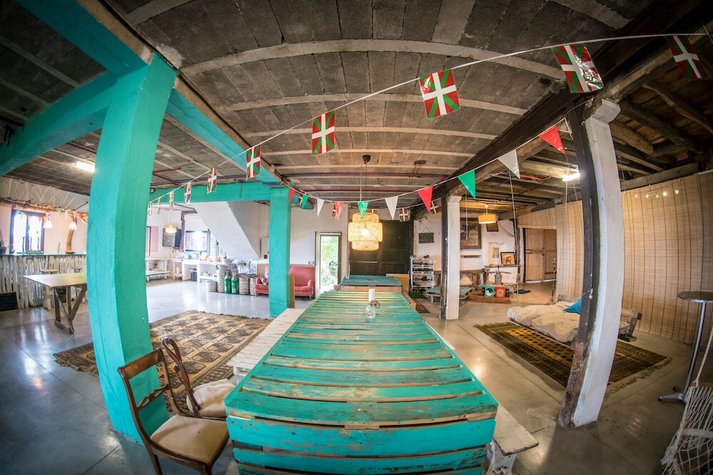 Фото San Sebastian Surf Camp - Hostel