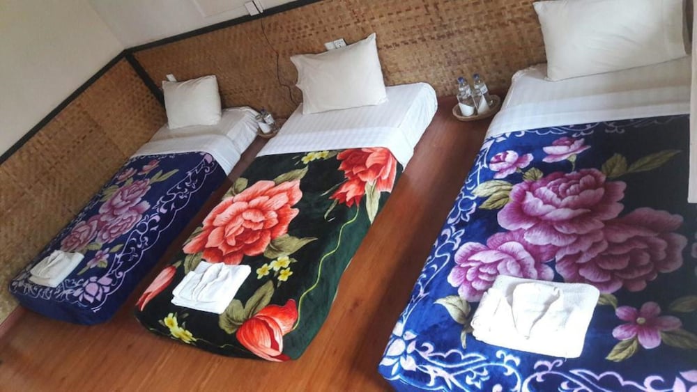 Фото Palace Nyaung Shwe Guest House