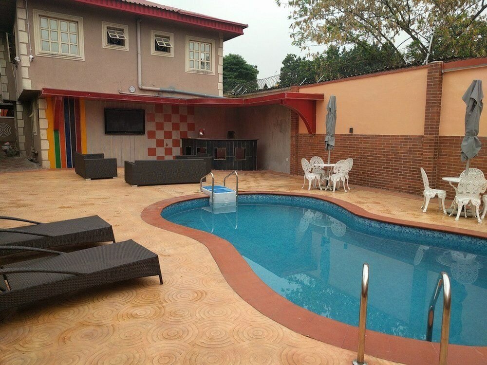 Фото Porschester Hotel and Suite