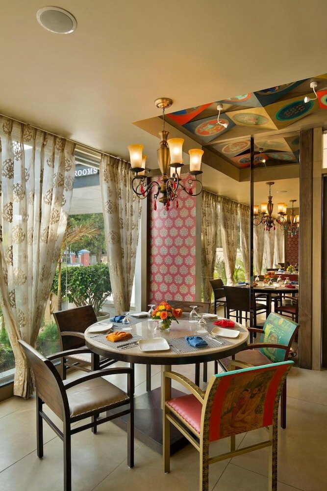 Фото The Baroda Residency