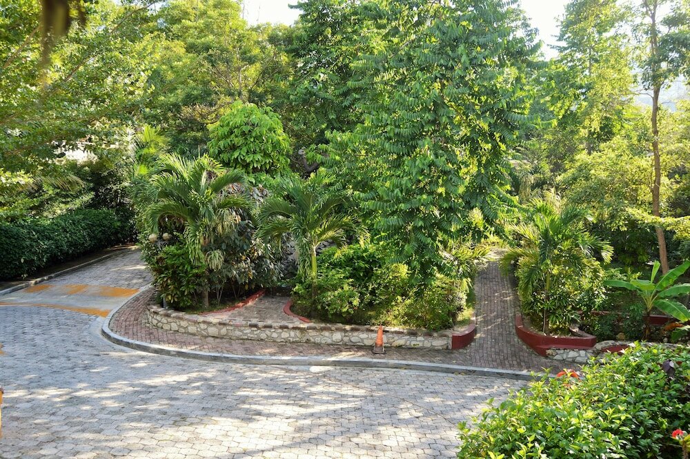 Фото Le Village d'Ennery