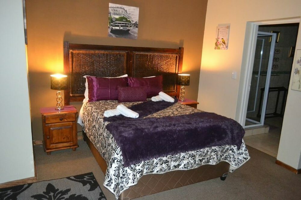 Фото Ikhanda Guesthouse