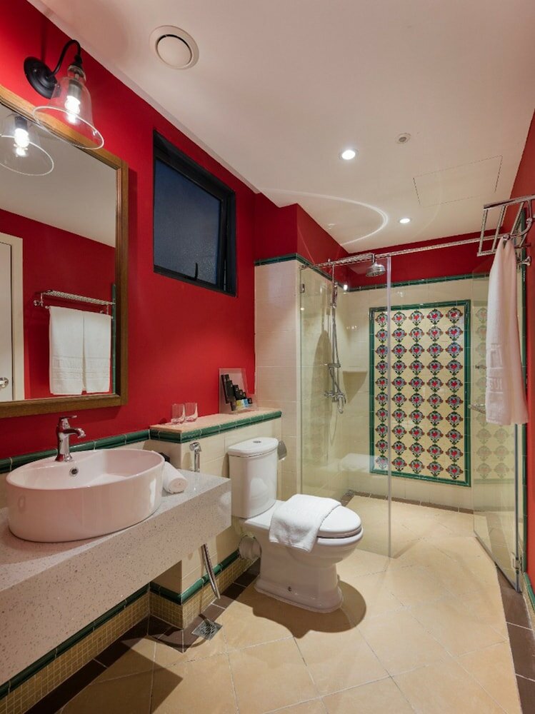 Фото The Granite Luxury Hotel