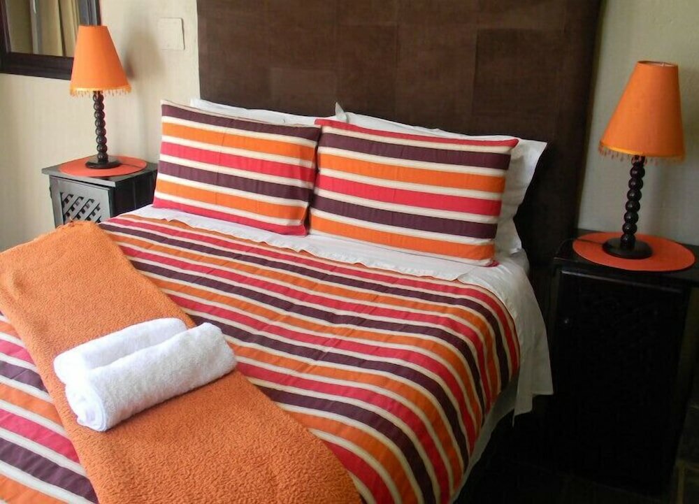 Фото Ikhanda Guesthouse