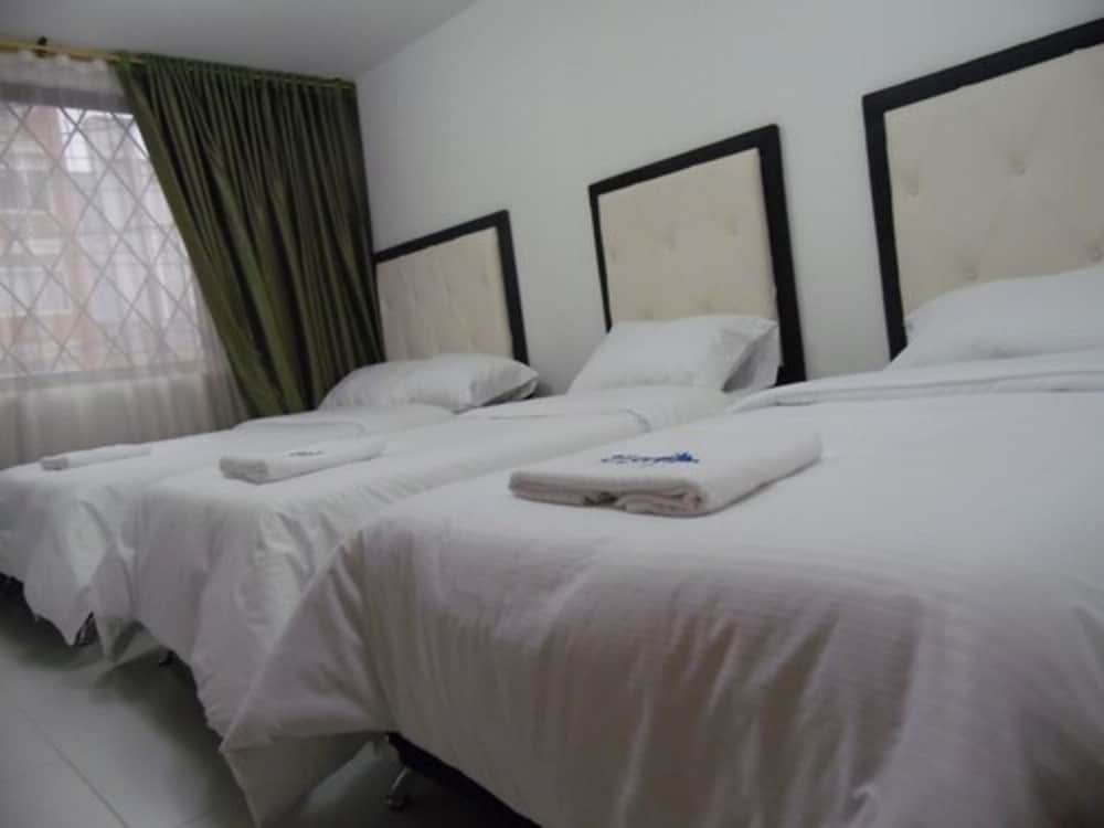 Фото Hotel Mont Bleu