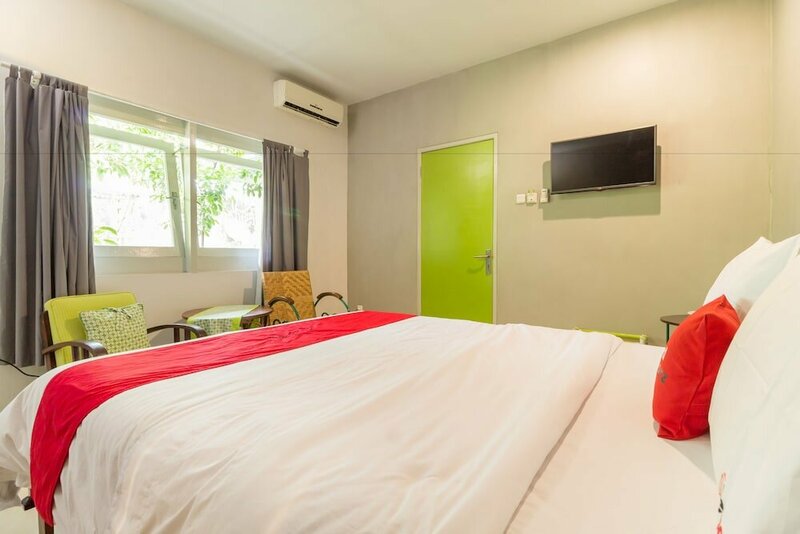 Гостиница RedDoorz near Gor Padjajaran Bogor в Богоре