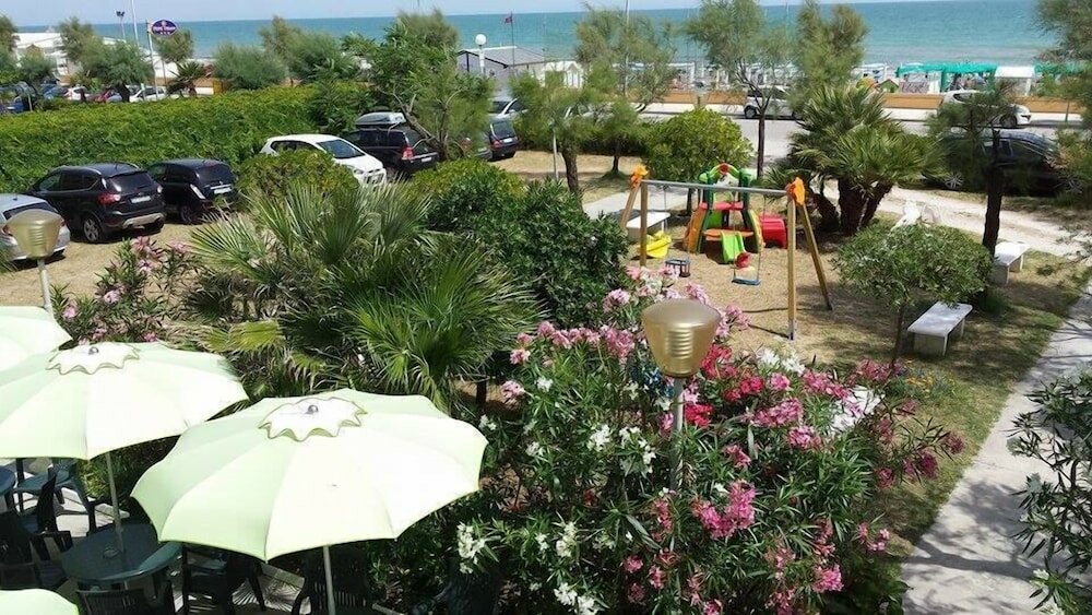 Фото Hotel Nettuno Senigallia