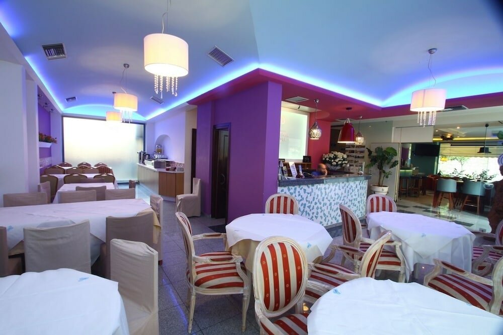 Фото Central Hotel