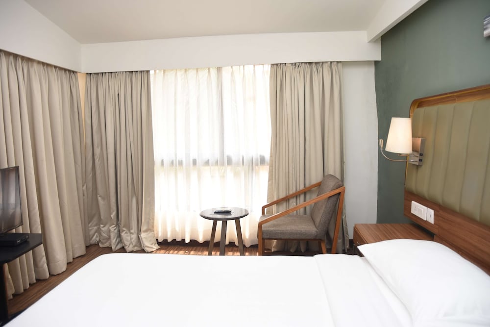 Фото Park Inn by Radisson Goa Candolim