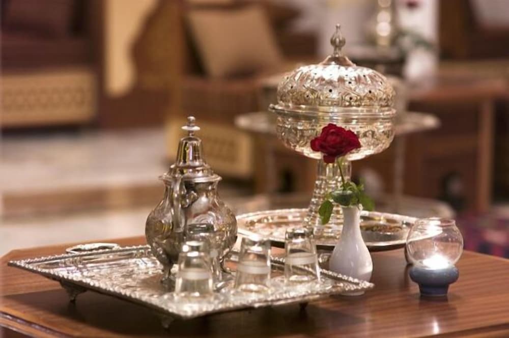 Фото Alhambra Thalasso Hotel