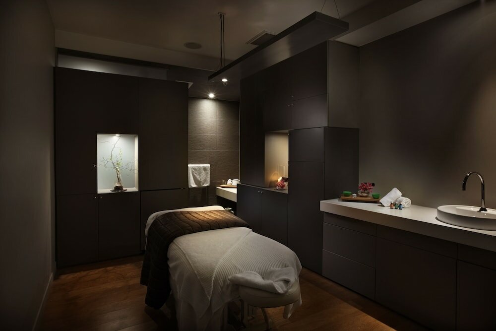 Фото Sofitel Queenstown Hotel and SPA