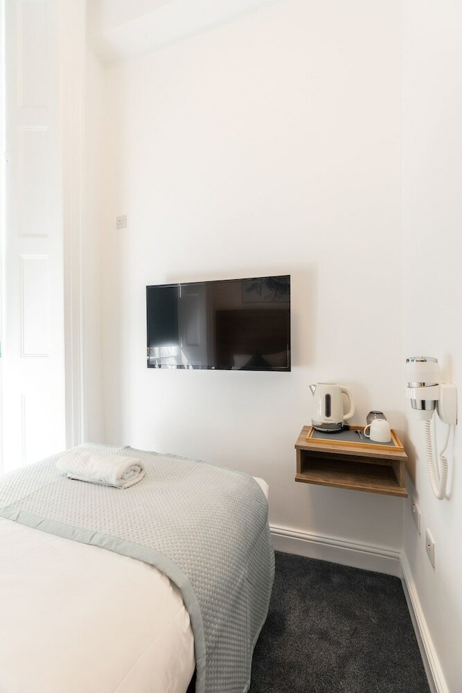 Фото Griffin House Hotel