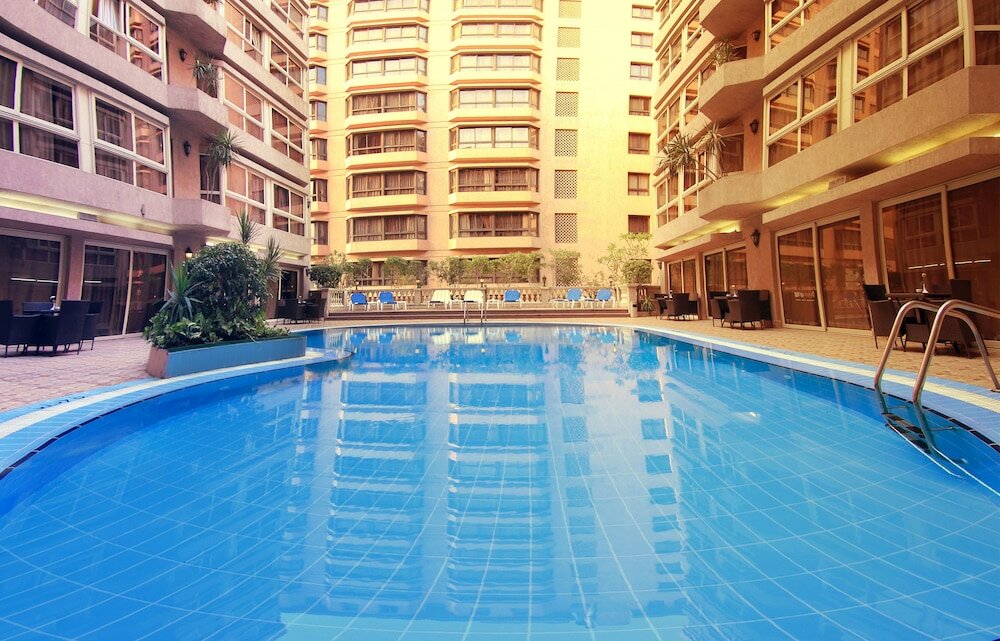 Фото Pyramisa Suites Hotel Cairo