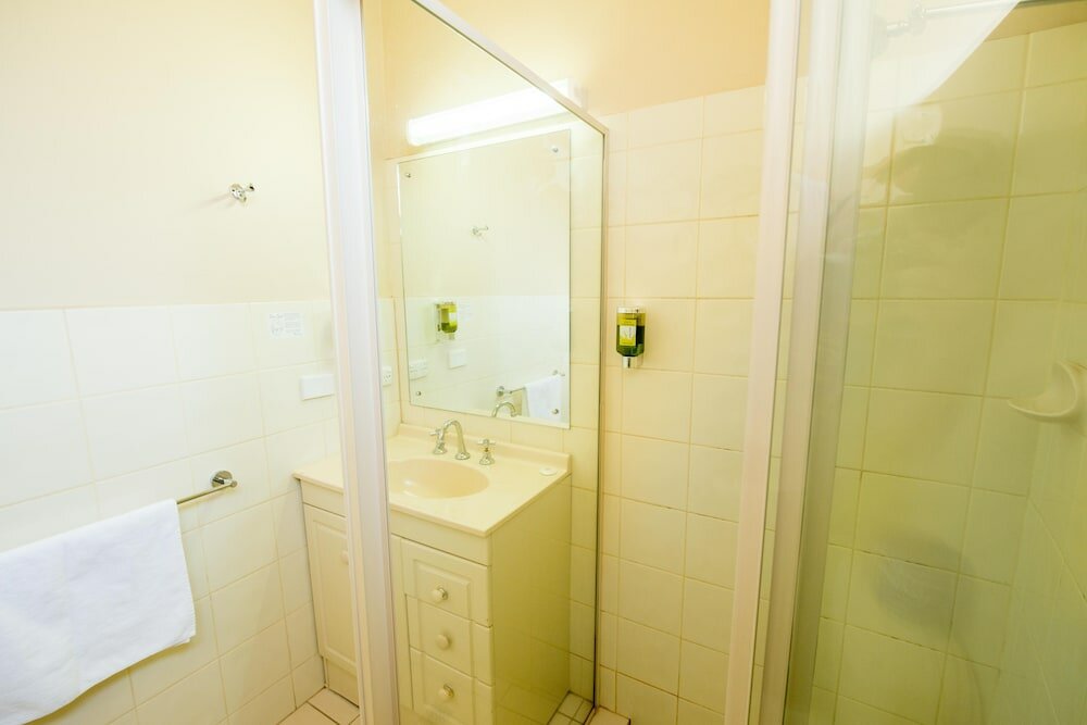 Фото Jacksons Motor Inn