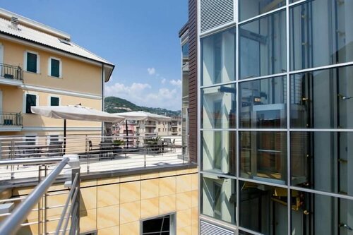 Гостиница Hotel Rossini Al Teatro в Империи