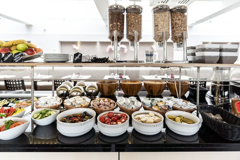 Фото Hotel Demas Unterhaching