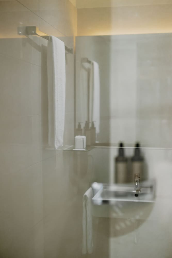 Фото The Pure, a Member of Design Hotels