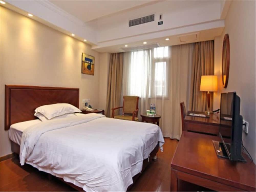 Фото Greentree Inn Jingan Xinzha Road