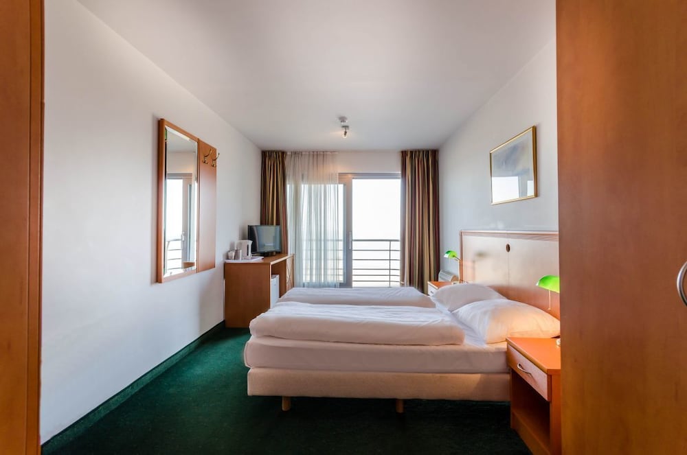 Фото StayatSea Retro Appartments Blankenberge