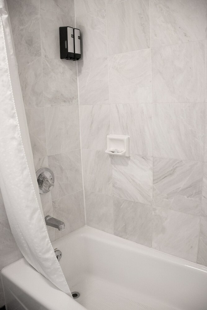 Фото Discovery Inn