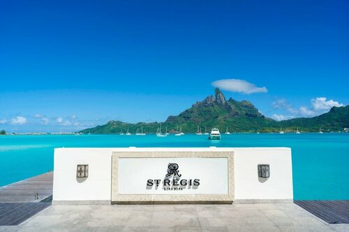 Гостиница The St. Regis Bora Bora Resort во Французской Полинезии