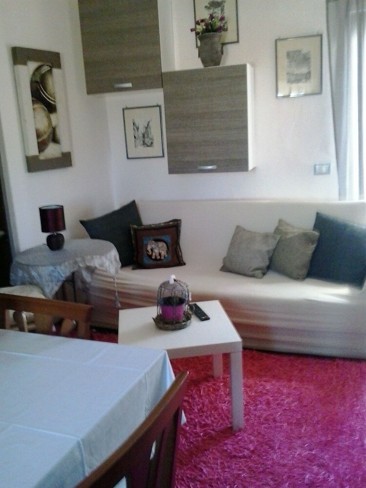 Фото La Dea Bendata