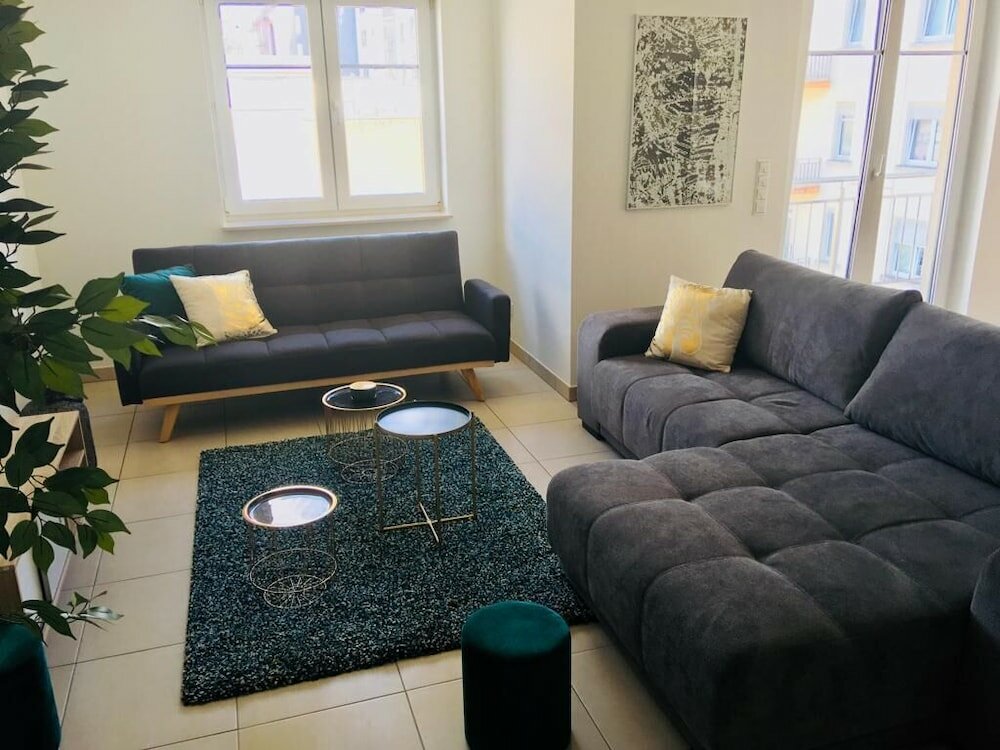 Фото Large Art Deco Flat 100m2 in City Center - Parking