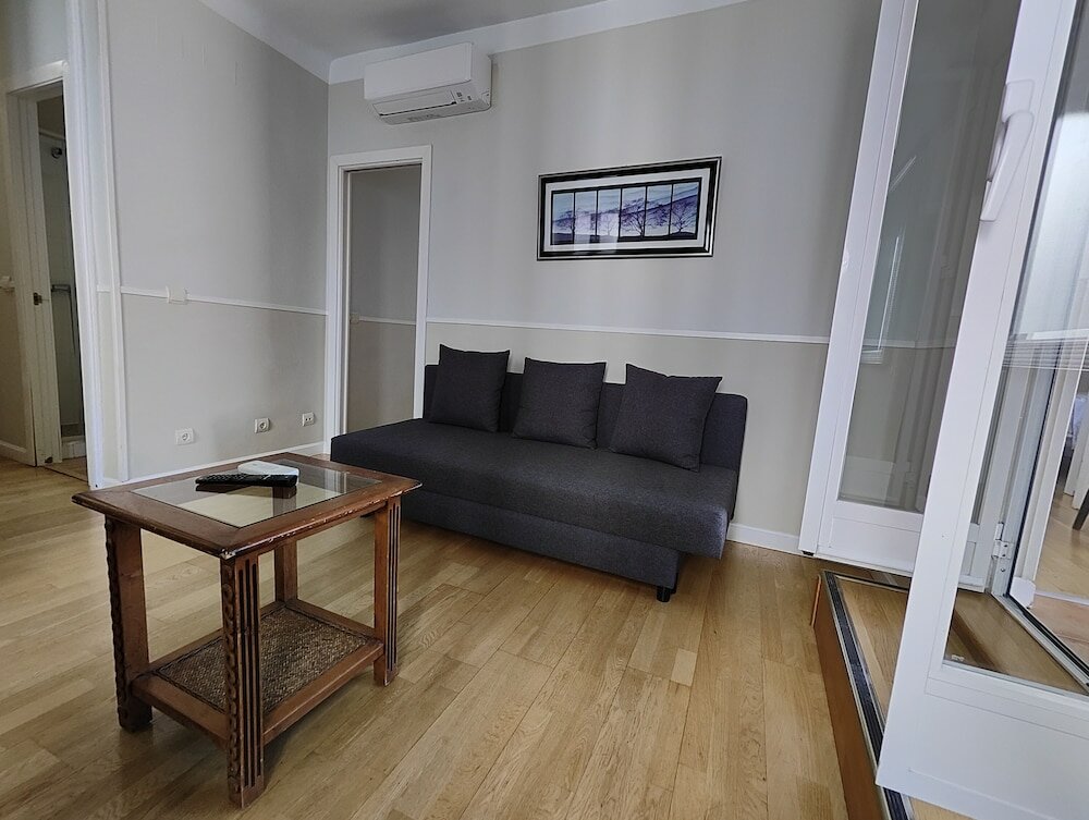 Фото Apartamentos Mayor Centro