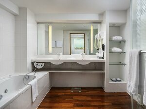 Гостиница Novotel Bucharest City Centre