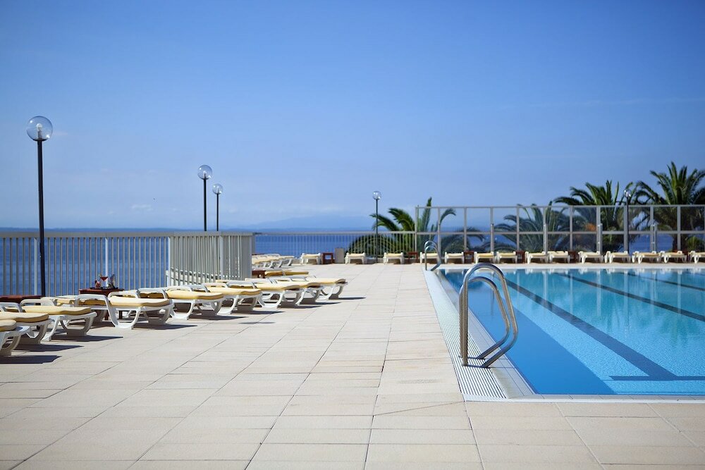 Фото Almadraba Park Hotel