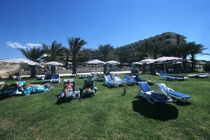 Гостиница Venus Beach Hotel Paphos