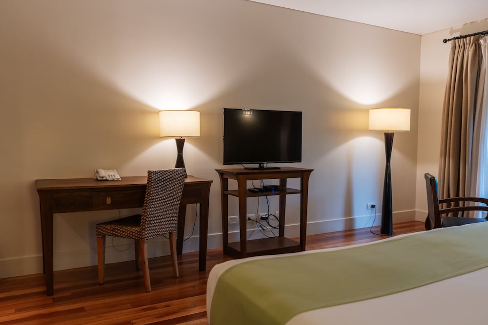 Фото Loi Suites Iguazú Hotel