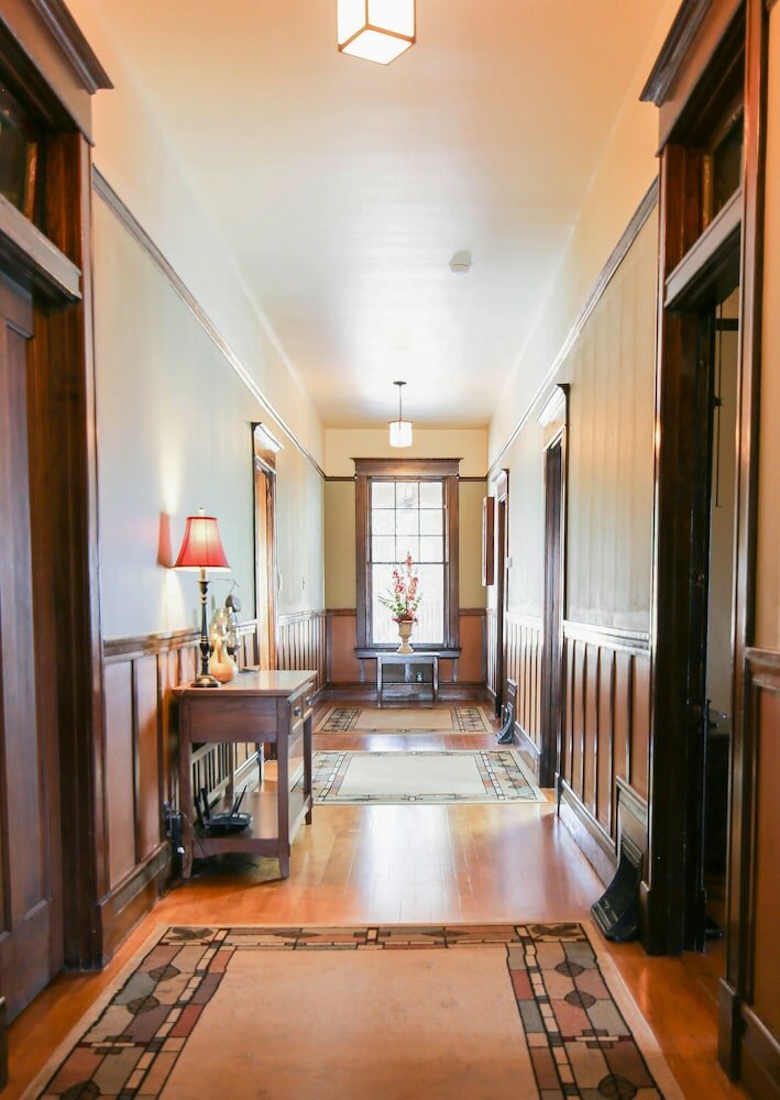 Фото Iron Horse Inn