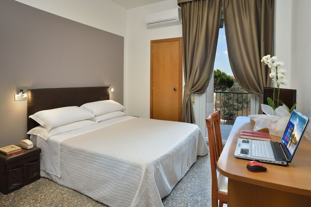 Фото Hotel Piero Della Francesca