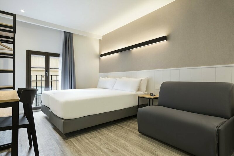 Гостиница Hotel Acta Bcn 40 в Барселоне