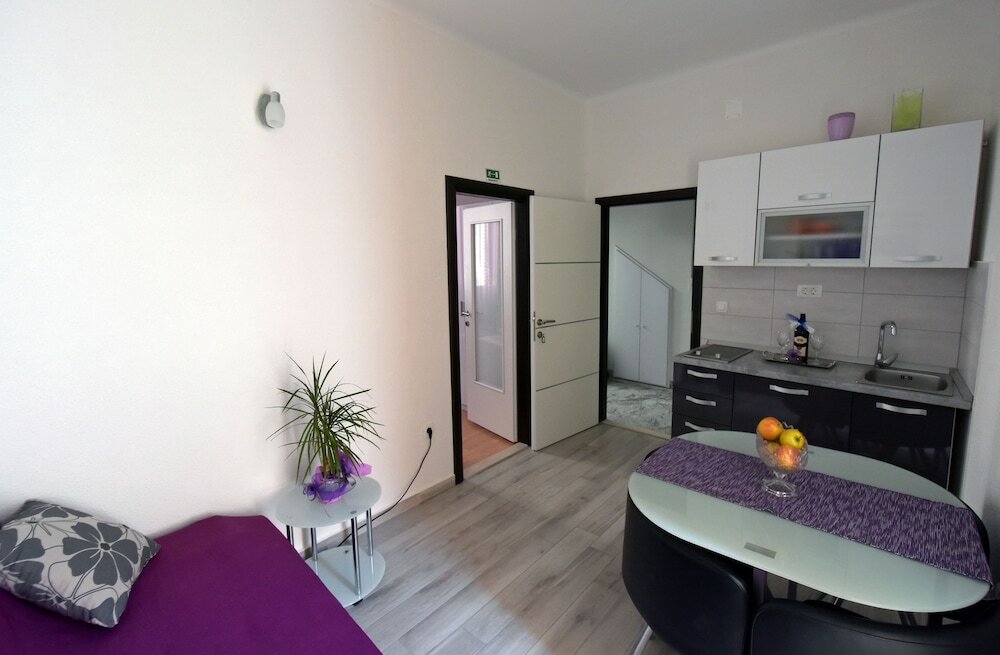 Фото Kuzma Rooms and Apartments