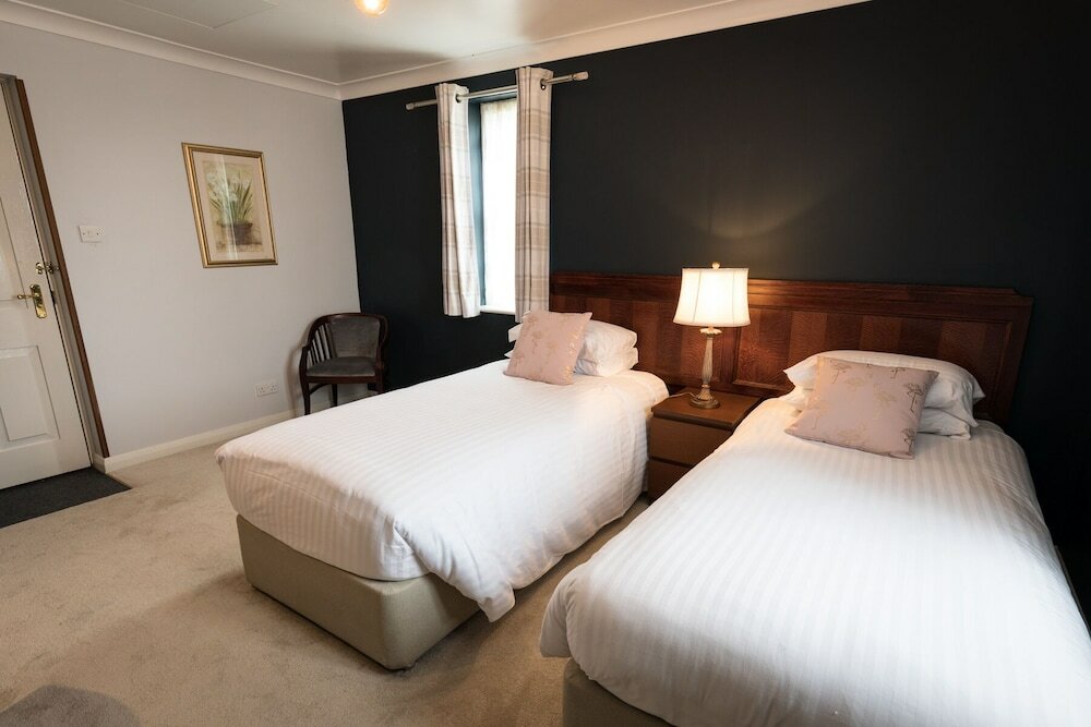 Фото Duke of Marlborough Hotel