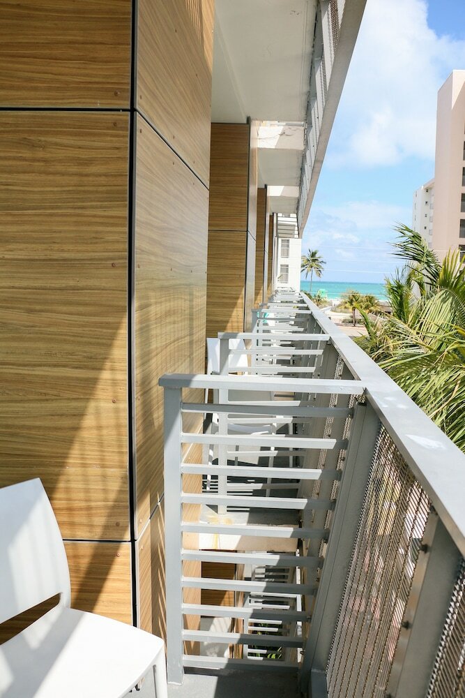 Фото The Local House