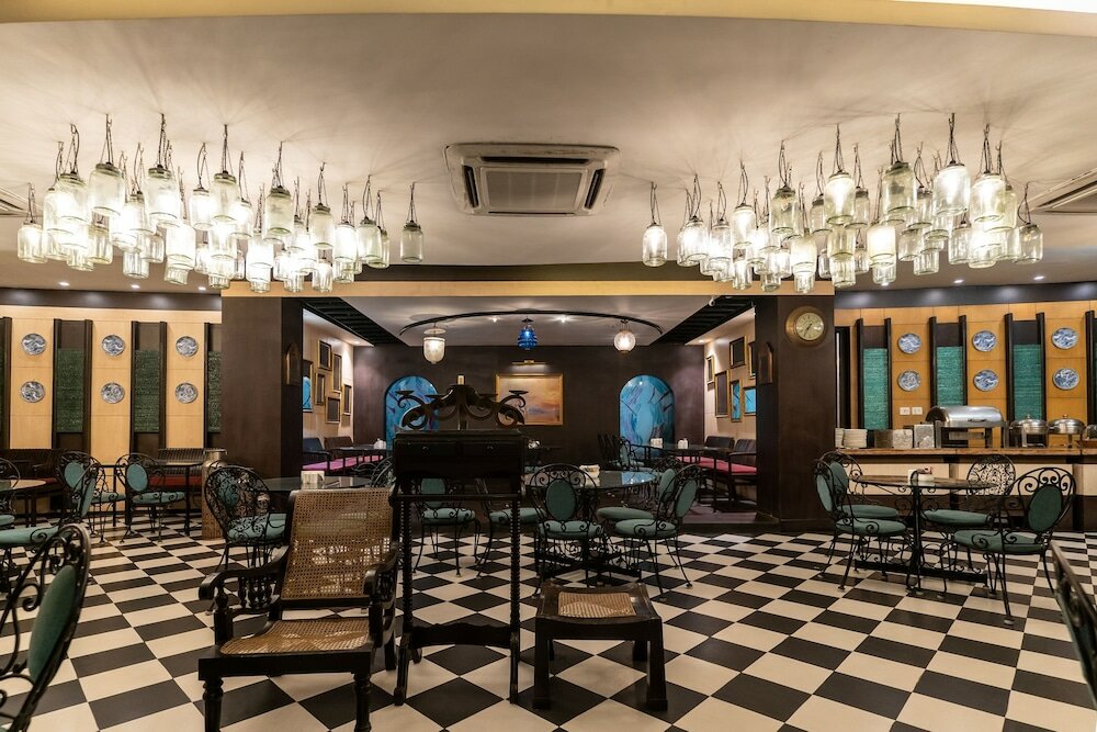 Фото The Lindsay