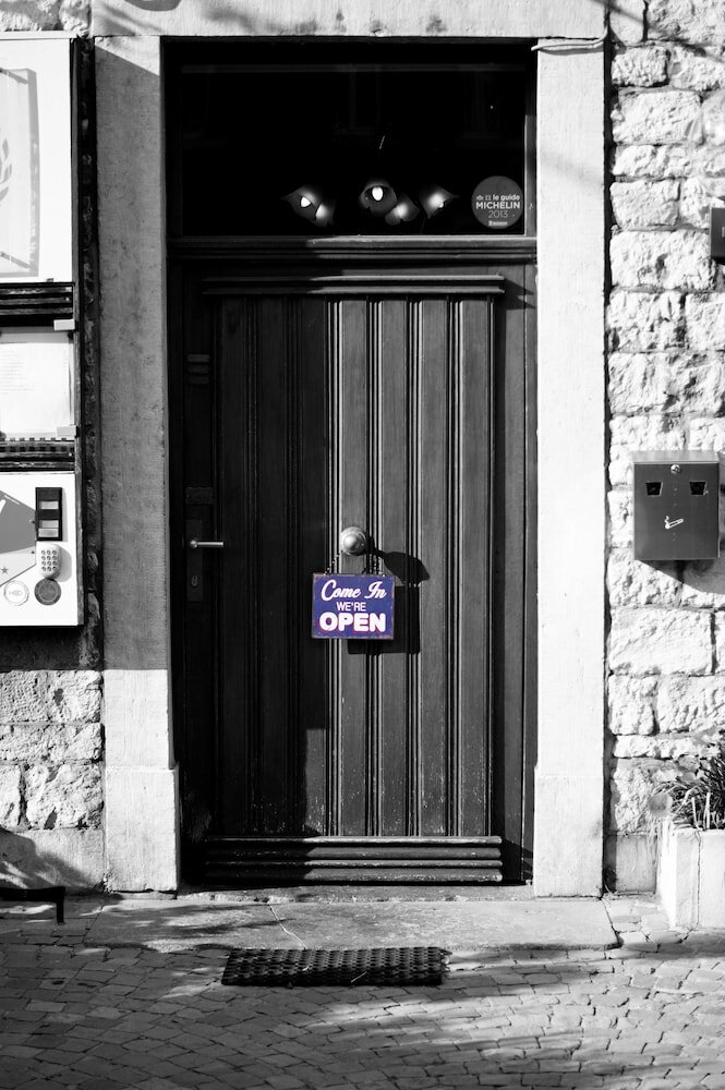 Фото Hostellerie La Villa Des Roses