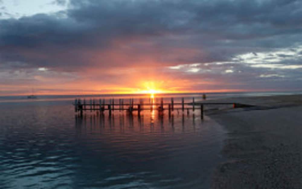 Фото Rac Monkey Mia Dolphin Resort