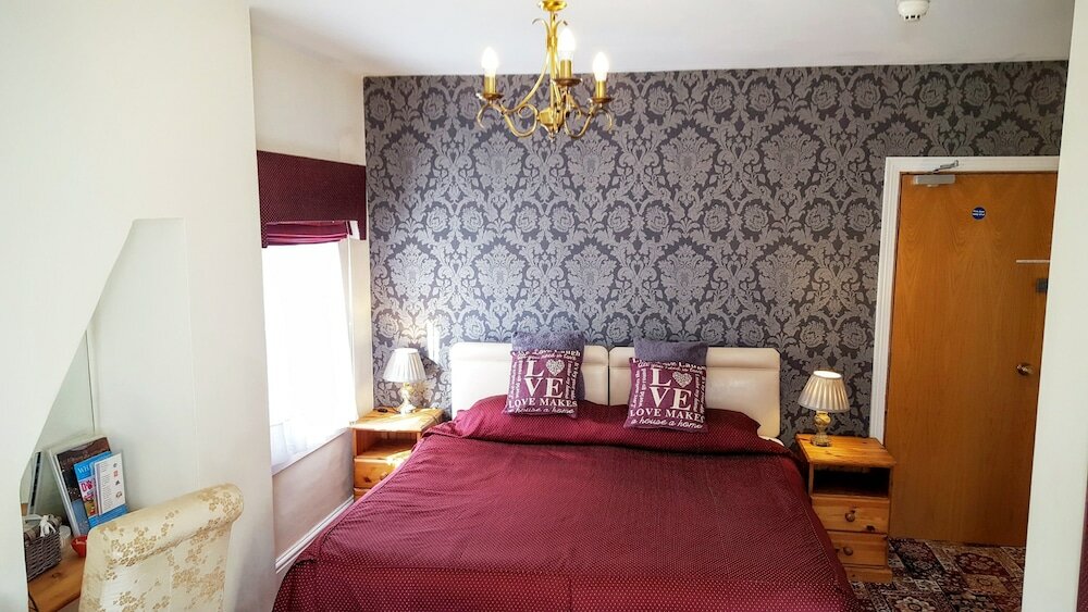 Фото Chester Brooklands B&b