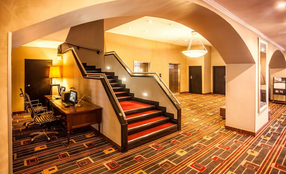 Фото Garden Court O. R. Tambo International Airport