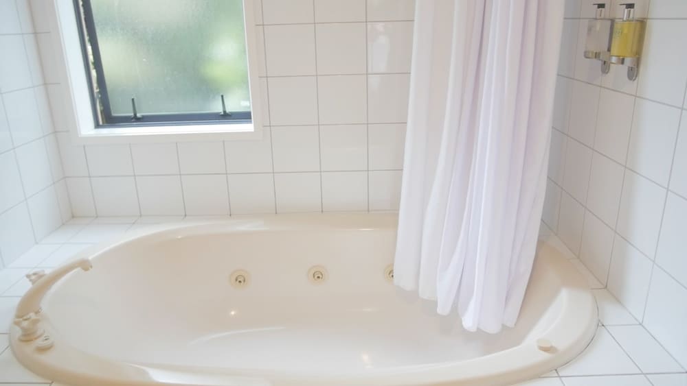 Фото Sherborne Motor Lodge