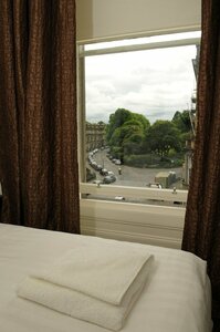 Хостел West End Hotel