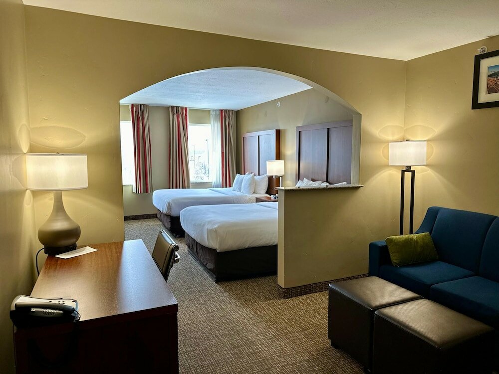 Фото Comfort Inn Ogden near Event Center