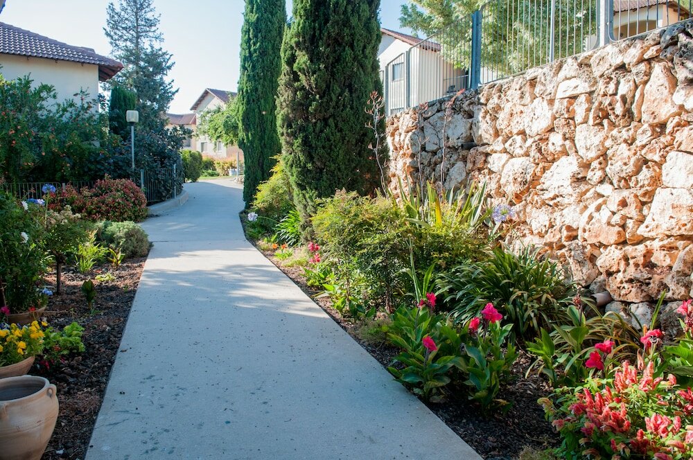 Фото Tzuba Hotel