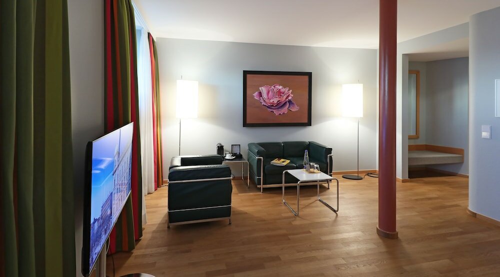 Фото Moma1890 Boutique Hotel